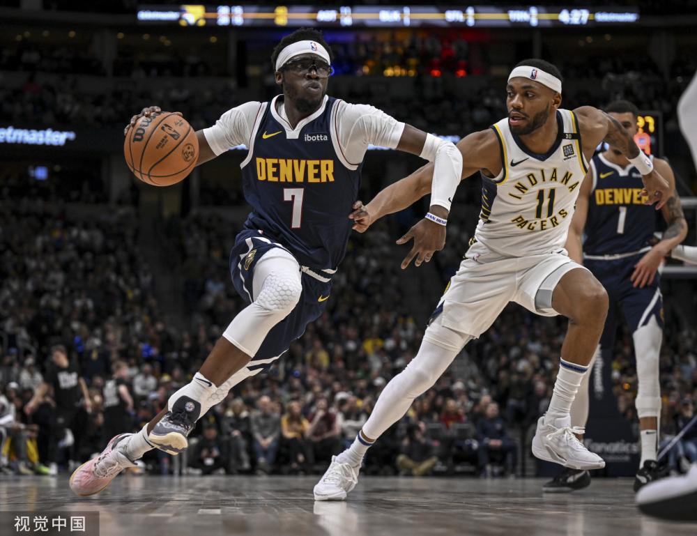 球队展示出 球队展示出